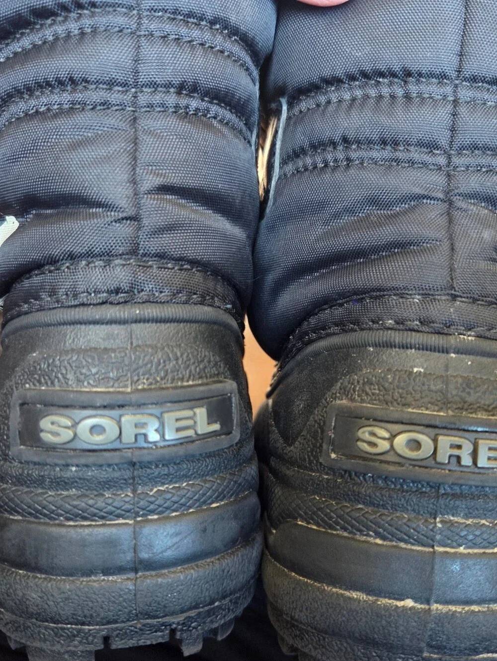 SOREL Kids Waterproof Winter Commander Snow Boots Black/Charcoal Sz 9 Insulated
